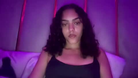 Snapshot of vickyyyx chatting on May 3, 1:44 am Goddess Victory online show from May 3, 1:44 am