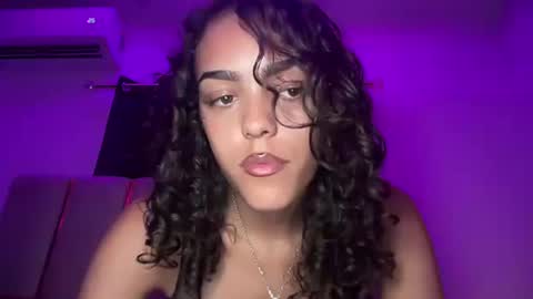Snapshot of vickyyyx chatting on May 27, 3:03 am Goddess Victory online show from May 27, 3:03 am