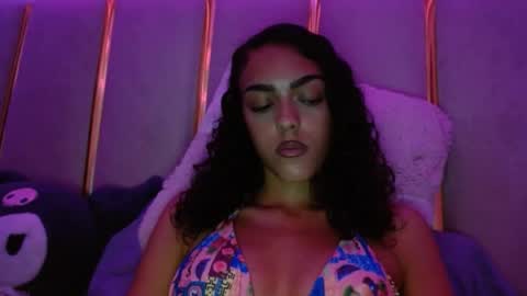 Snapshot of vickyyyx chatting on June 20, 11:51 pm Goddess Victory online show from June 20, 11:51 pm