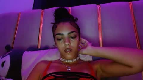 Snapshot of vickyyyx chatting on June 25, 12:32 am Goddess Victory online show from June 25, 12:32 am