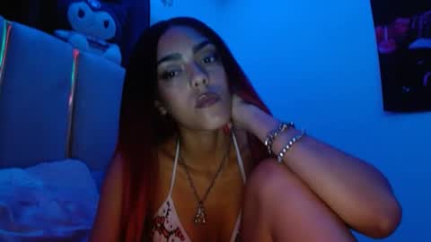 Snapshot of vickyyyx chatting on July 1, 11:48 pm Goddess Victory online show from July 1, 11:48 pm