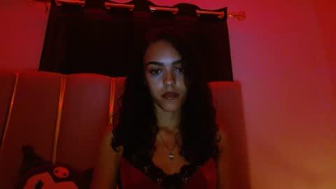 Snapshot of vickyyyx chatting on July 12, 1:40 am Goddess Victory online show from July 12, 1:40 am