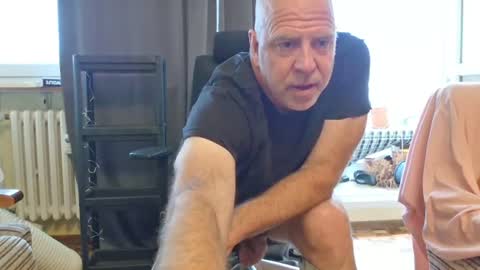 Snapshot of vicretro74 chatting on July 27, 5:20 pm Vic online show from July 27, 5:20 pm