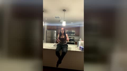 Snapshot of victhebaddie chatting on March 30, 3:40 am Victhebaddie online show from March 30, 3:40 am