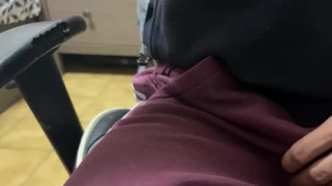 victoire84665212 online show from February 3, 7:08 pm