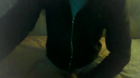 Snapshot of victor_1486 chatting on November 7, 11:49 pm victor_1486 online show from November 7, 11:49 pm