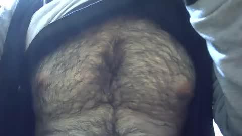 Snapshot of victorhume chatting on December 15, 5:28 pm VictorHume online show from December 15, 5:28 pm