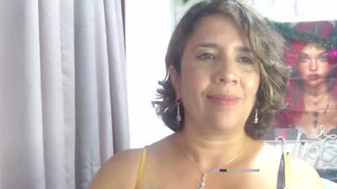 Hi guys   Im victoria  Be the one who can control me in PVT online show from December 16, 8:03 pm