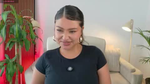 Snapshot of victoria___moon chatting on July 29, 2:48 pm victoria online show from July 29, 2:48 pm