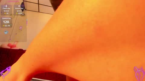 Victoria Coopeer online show from January 25, 4:45 am