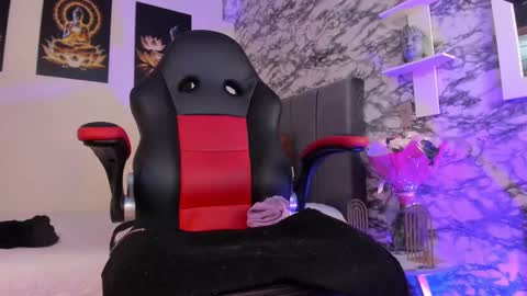 Victoria Coopeer online show from March 11, 1:37 am