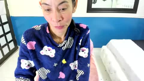 Victoria  grey  online show from July 20, 6:38 am