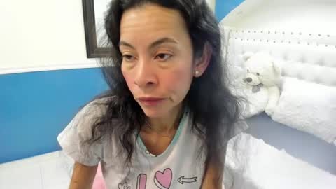 Victoria  grey  online show from July 27, 7:15 am