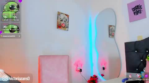 Victoria  independent model online show from March 9, 4:11 pm