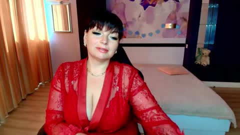 Victoria  booth online show from August 2, 12:58 pm