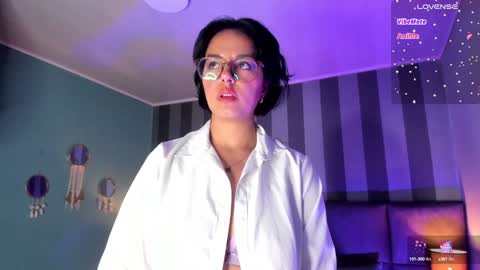 Snapshot of victoria_byte chatting on February 4, 5:12 pm Victoria online show from February 4, 5:12 pm