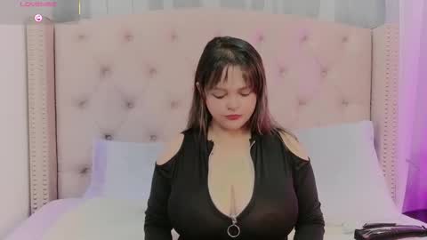 victoria_cherry_ online show from March 18, 11:13 am