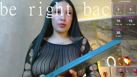 Snapshot of victoria_collinns chatting on February 24, 3:09 pm Victoria Collins online show from February 24, 3:09 pm