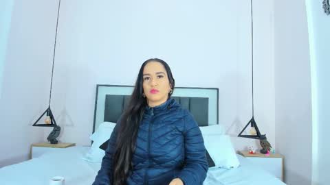 valentina online show from November 17, 9:15 am