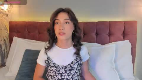 victoria online show from November 23, 7:35 pm