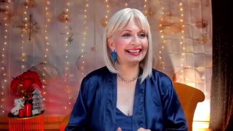 diorvictoria9 online show from January 3, 6:14 pm