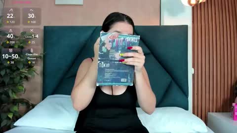 Victoria Harris online show from December 20, 12:01 pm