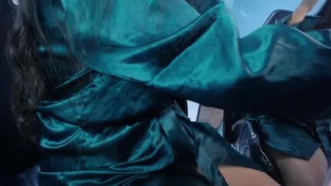 Victoria online show from December 4, 1:09 pm