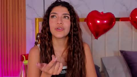  Victoria Lozano  online show from February 15, 3:50 pm