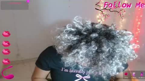 VICKY online show from February 11, 7:08 pm