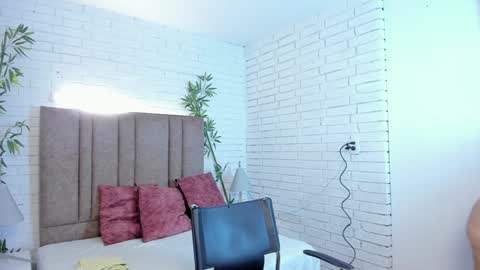 Victoria   Everyday From 1400 to 2130 Col Time online show from January 12, 11:50 am