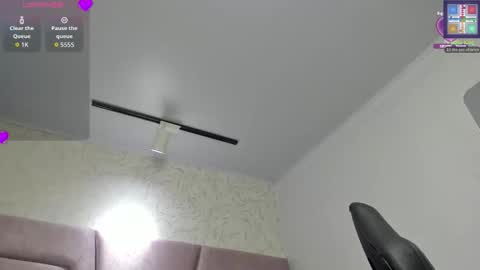 Vicky  online show from February 10, 3:32 am