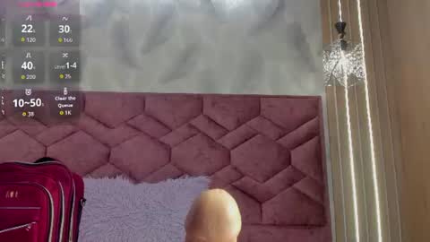 Snapshot of victoria_noir_18 chatting on July 15, 3:34 am Vicky online show from July 15, 3:34 am