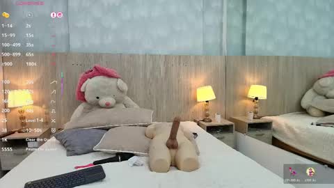victoria_pachon online show from May 5, 7:22 pm