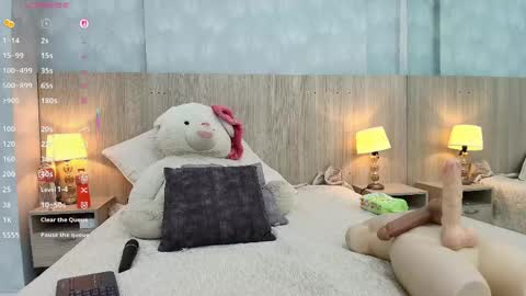 victoria_pachon online show from May 15, 7:32 pm