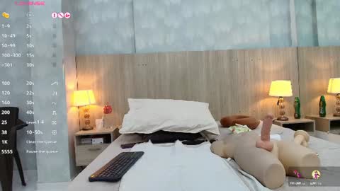 victoria_pachon online show from July 2, 9:43 pm