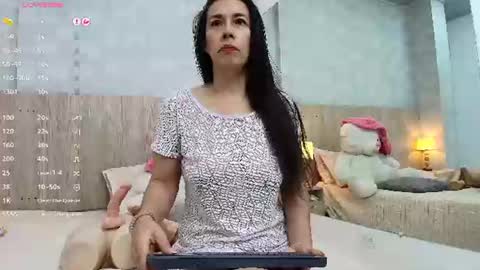 victoria_pachon online show from July 24, 8:56 am