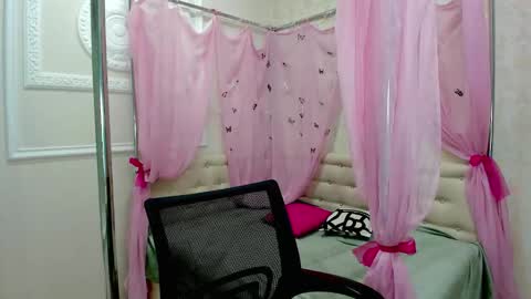 Snapshot of victoria_panther chatting on January 16, 12:09 pm Victoria online show from January 16, 12:09 pm