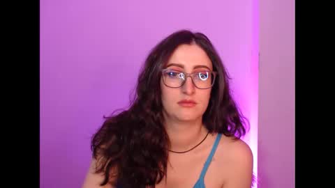 Snapshot of victoria_riider chatting on December 16, 7:54 pm Victoria online show from December 16, 7:54 pm