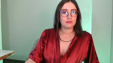 Snapshot of victoria_riider chatting on January 4, 8:37 pm Victoria online show from January 4, 8:37 pm