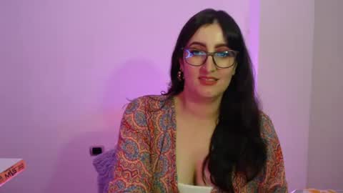 Snapshot of victoria_riider chatting on March 4, 9:32 pm Victoria online show from March 4, 9:32 pm