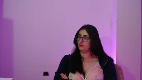 Snapshot of victoria_riider chatting on March 12, 12:31 am Victoria online show from March 12, 12:31 am