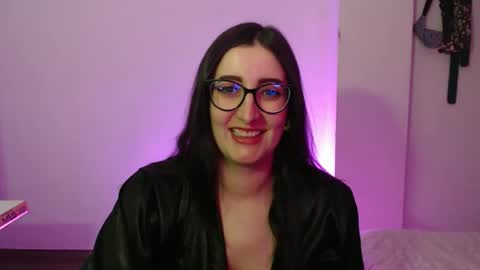 Snapshot of victoria_riider chatting on November 6, 9:05 pm Victoria online show from November 6, 9:05 pm