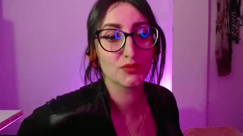 Snapshot of victoria_riider chatting on November 28, 8:55 pm Victoria online show from November 28, 8:55 pm