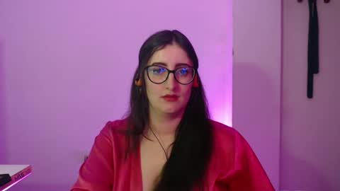 Snapshot of victoria_riider chatting on December 18, 8:37 pm Victoria online show from December 18, 8:37 pm