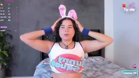 Snapshot of victoria_vallejo_01 chatting on August 6, 12:40 pm Victoria online show from August 6, 12:40 pm