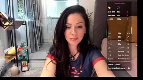Snapshot of victoria_verity chatting on March 22, 3:10 am Vivi online show from March 22, 3:10 am