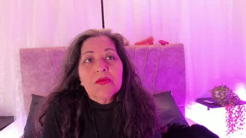victoriaa_anderson_ online show from April 27, 2:04 pm