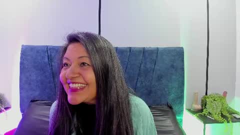 Snapshot of victoriaa_anderson_ chatting on June 22, 3:09 pm victoriaa_anderson_ online show from June 22, 3:09 pm