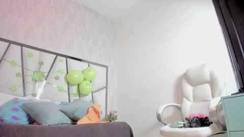 Victoria Sofia online show from March 14, 7:19 pm