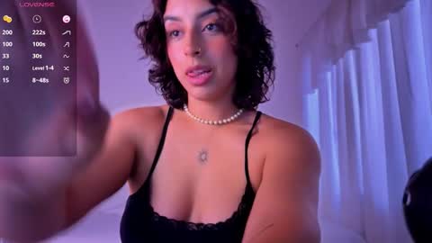 victoriaamelie online show from February 28, 8:43 pm